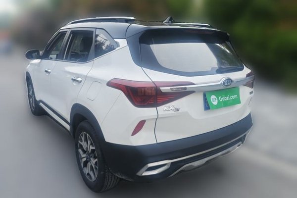 Kia KX3 2020, 32600 км, за 9990 USD