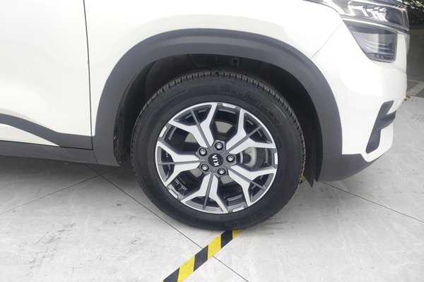Kia KX3 2020 1.5L CVT Trend Edition, 2020 года