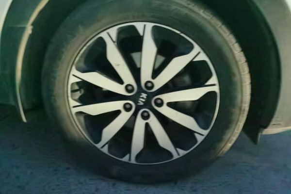 Kia KX5 2016, 105200 км, за 5337 USD - фото 24
