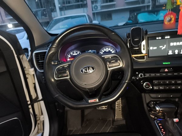 Kia KX5 2016, 149900 км, за 5355 USD - фото 11