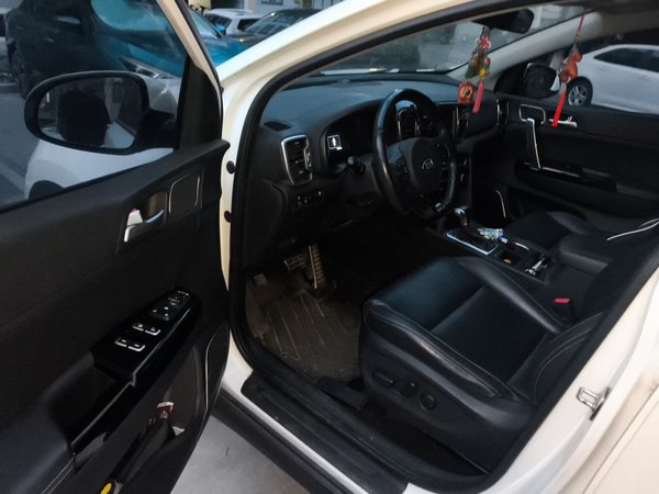 Kia KX5 2016, 149900 км, за 5355 USD - фото 17