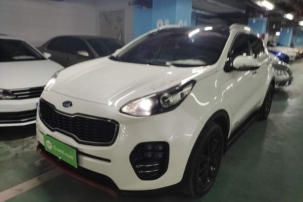 Kia KX5 · 2016 год