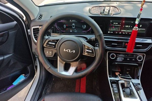 Kia Seltos 2023, 4300 км, за 16938 USD - фото 9