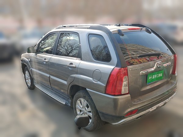 Kia Sportage 2013, 96100 км, за 4329 USD