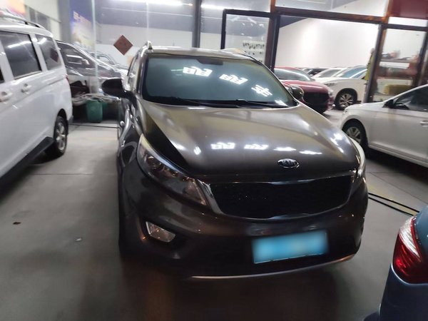 Kia Sportage R 2015 2.0L Automatic Two-Wheel Drive GL, 2015 года
