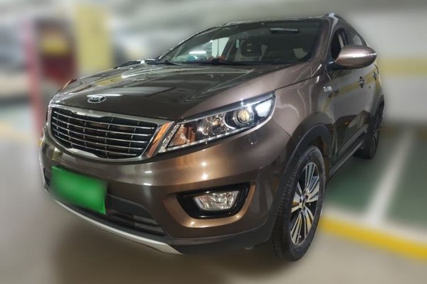 Kia Sportage R · 2015 год