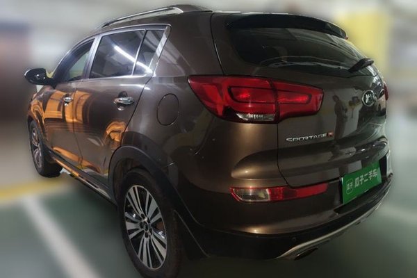 Kia Sportage R 2015, 118100 км, за 4164 USD