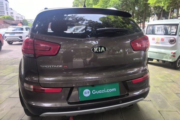 Kia Sportage R 2015, 122700 км, за 5767 USD