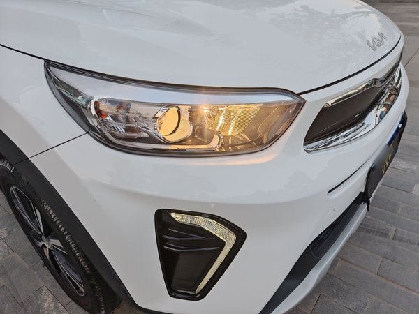 Kia Stonic 2021, 12100 км, за 11187 USD - фото 34