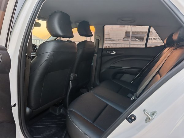 Kia Stonic 2021, 12100 км, за 11187 USD - фото 12