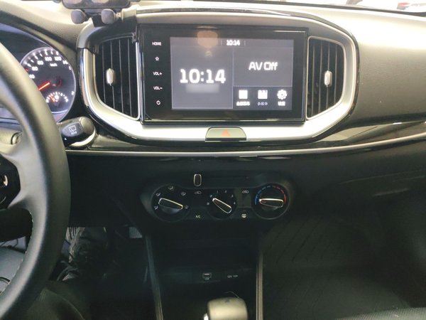 Kia Stonic 2021, 12100 км, за 11187 USD