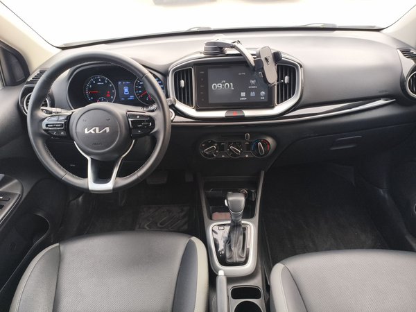 Kia KX1 Stonic 2021, 33800 км, за 8348 USD - фото 13