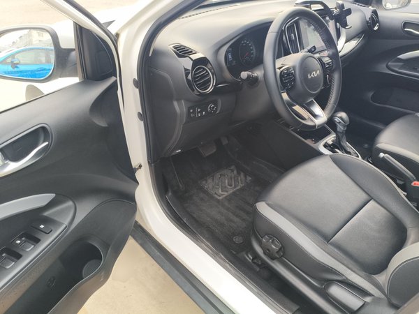 Kia KX1 Stonic 2021, 33800 км, за 8348 USD - фото 19