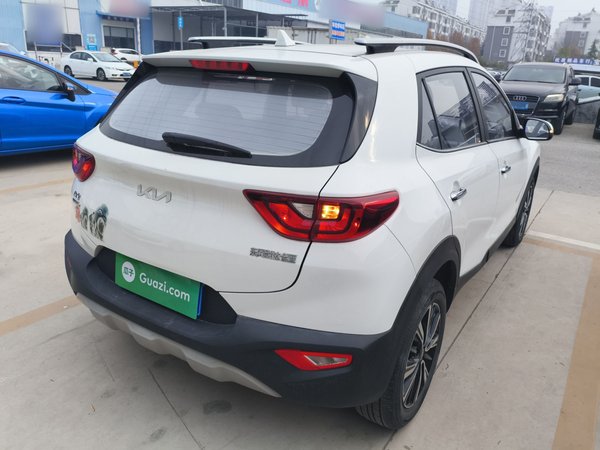 Kia KX1 Stonic 2021, 33800 км, за 8348 USD - фото 6