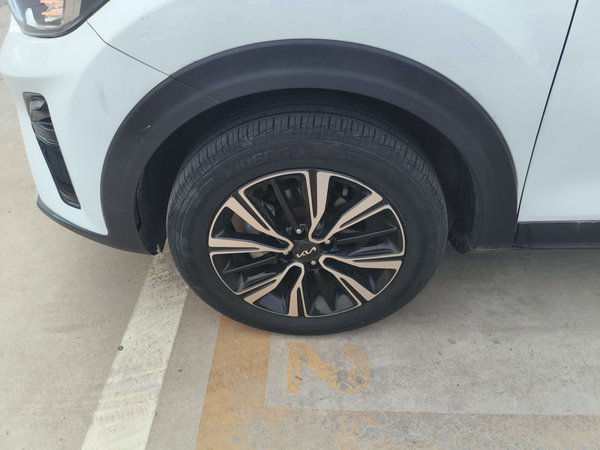 Kia KX1 Stonic 2021, 33800 км, за 8348 USD - фото 8