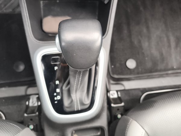 Kia KX1 Stonic 2021, 33800 км, за 8348 USD - фото 17