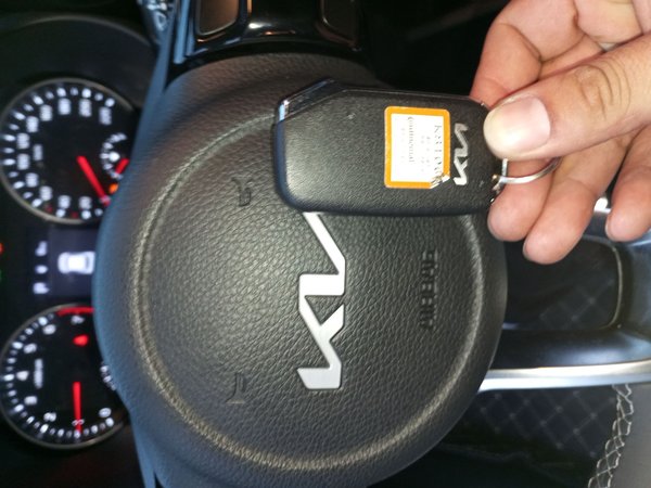 Kia KX1 Stonic 2021, 600 км, за 11820 USD - фото 10