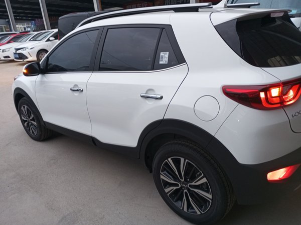 Kia KX1 Stonic 2021, 600 км, за 11820 USD - фото 20