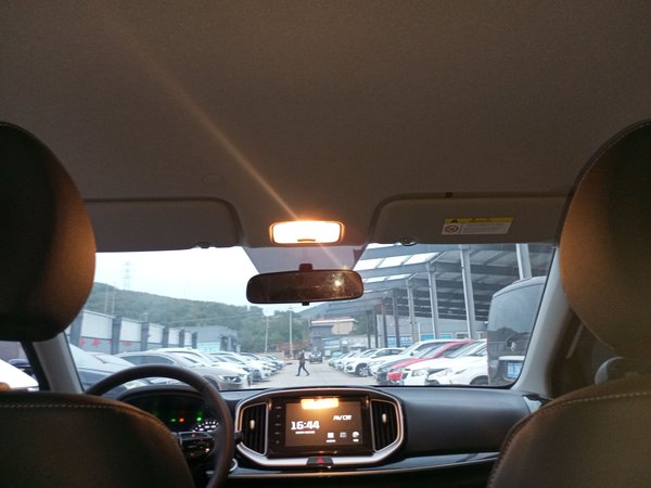 Kia KX1 Stonic 2021, 600 км, за 11820 USD - фото 7