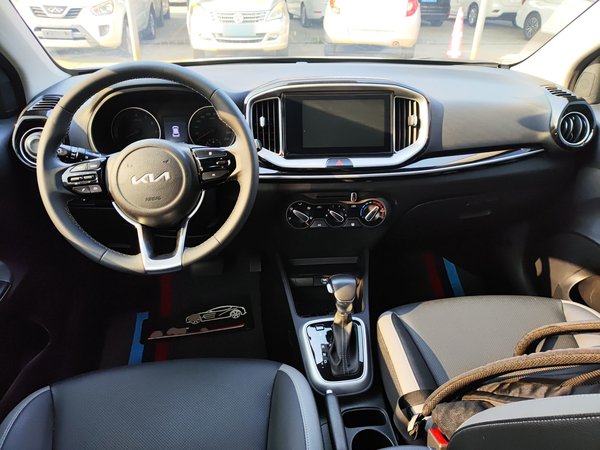 Kia KX1 Stonic 2021, 8500 км, за 10905 USD - фото 9