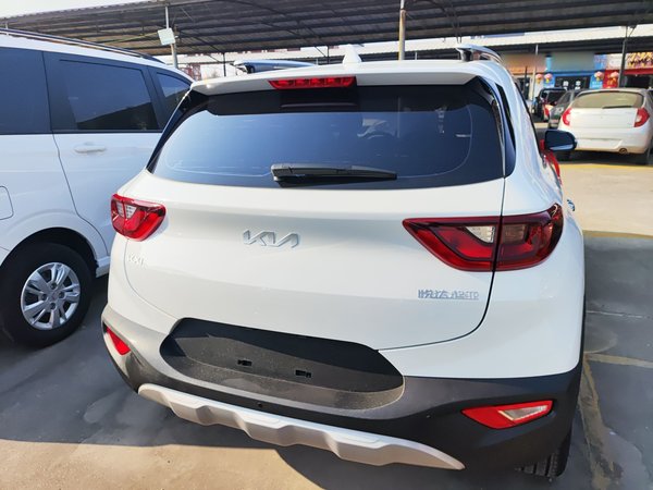 Kia KX1 Stonic 2021, 8500 км, за 10905 USD