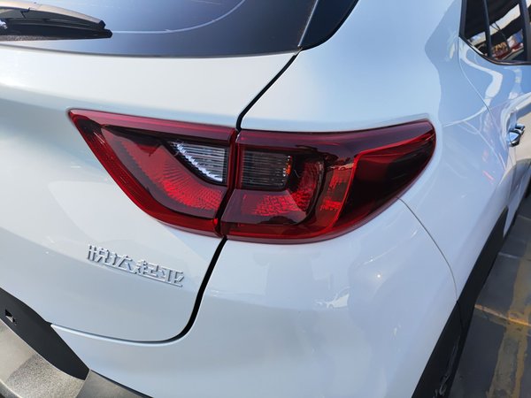 Kia KX1 Stonic 2021, 8500 км, за 10905 USD - фото 7