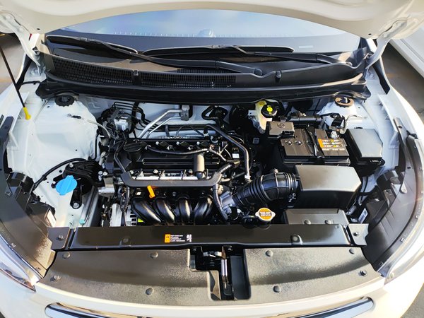 Kia KX1 Stonic 2021, 8500 км, за 10905 USD - фото 19