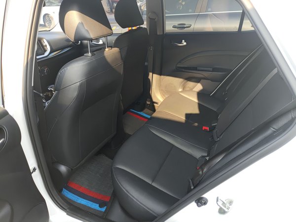 Kia KX1 Stonic 2021, 8500 км, за 10905 USD - фото 16