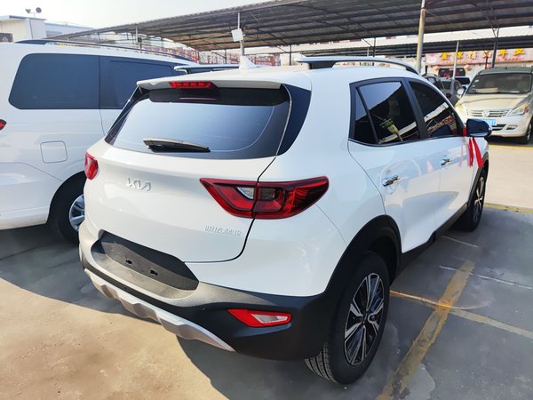 Kia KX1 Stonic 2021, 8500 км, за 10905 USD - фото 6