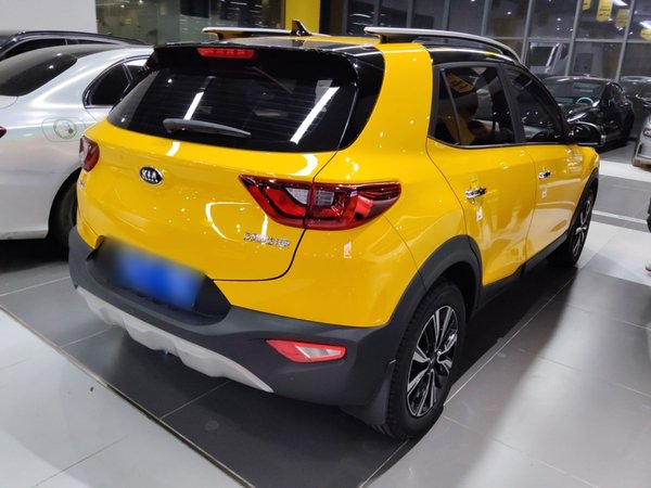 Kia KX1 Stonic 2021, 12600 км, за 11078 USD - фото 6