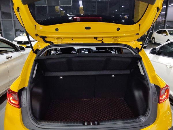 Kia KX1 Stonic 2021, 12600 км, за 11078 USD - фото 22