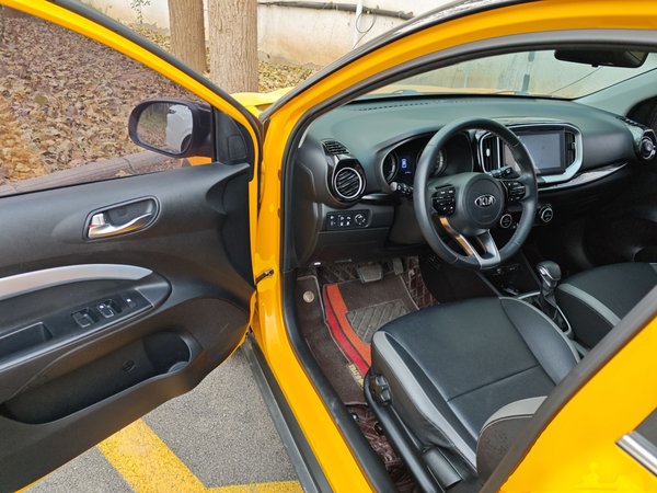 Kia Stonic 2021, 24700 км, за 9732 USD - фото 15
