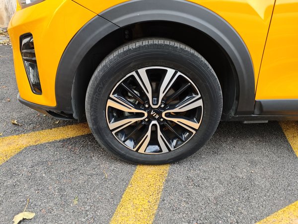 Kia Stonic 2021, 24700 км, за 9732 USD - фото 22