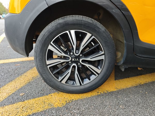 Kia Stonic 2021, 24700 км, за 9732 USD - фото 25