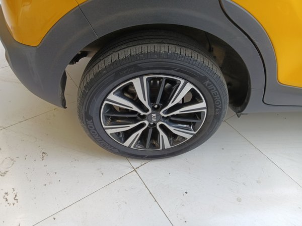 Kia KX1 Stonic 2021, 62000 км, за 7738 USD - фото 10