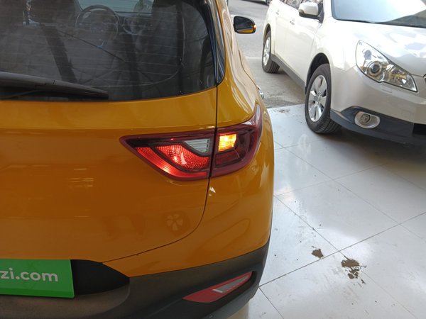 Kia KX1 Stonic 2021, 62000 км, за 7738 USD - фото 7