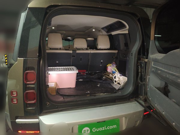 Land Rover Defender 2020, 78000 км, за 76947 USD - фото 20