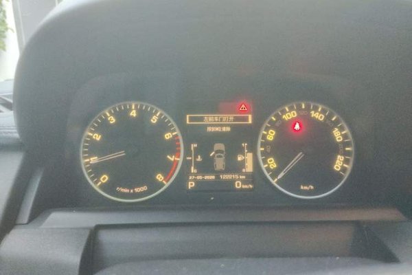 Land Rover Discovery 2015, 122200 км, за 24465 USD - фото 11