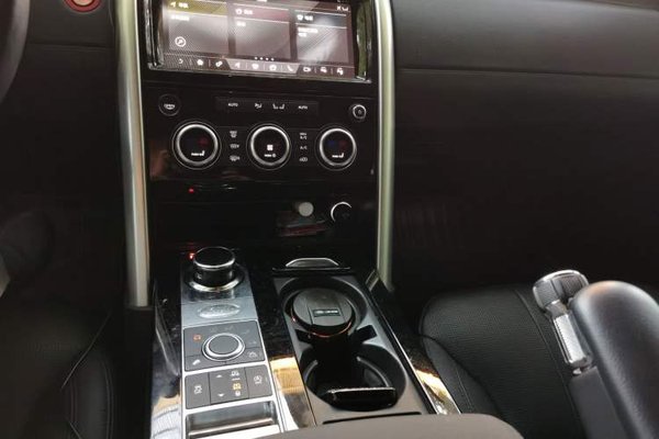 Land Rover Discovery 2019, 85700 км, за 35754 USD - фото 14