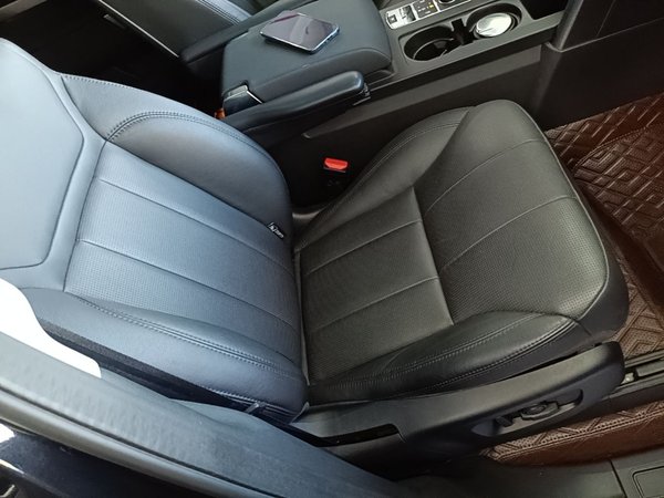 Land Rover Discovery 2020, 121200 км, за 38362 USD - фото 29