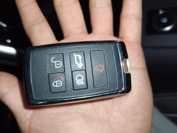 Land Rover Discovery 2021, 53300 км, за 58572 USD - фото 17