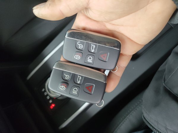 Land Rover Discovery Sport 2016, 156500 км, за 11116 USD - фото 12