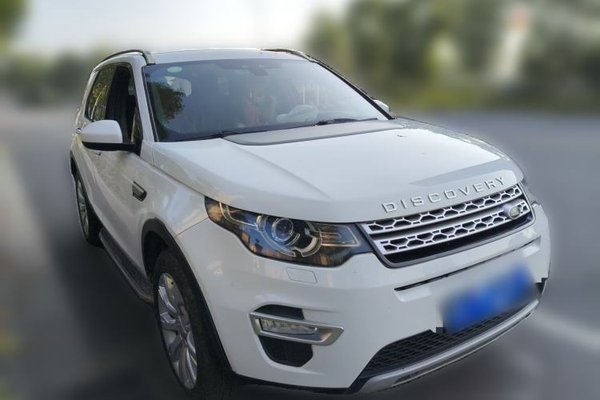 Land Rover Discovery Sport 2016, 189800 км, за 7824 USD
