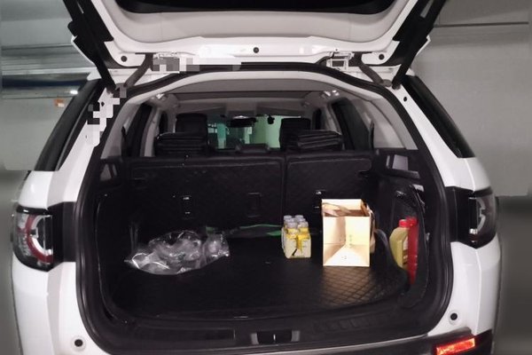 Land Rover Discovery Sport 2017, 63200 км, за 10896 USD - фото 19