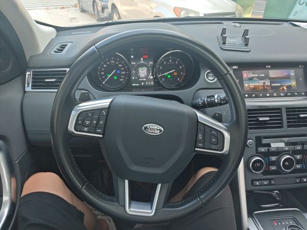 Land Rover Discovery Sport 2018, 108400 км, за 13571 USD - фото 14