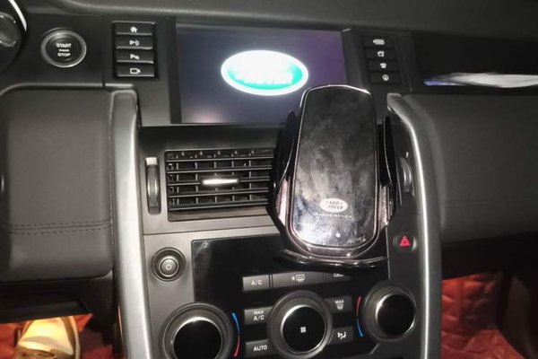 Land Rover Discovery Sport 2019, 106300 км, за 14367 USD - фото 10