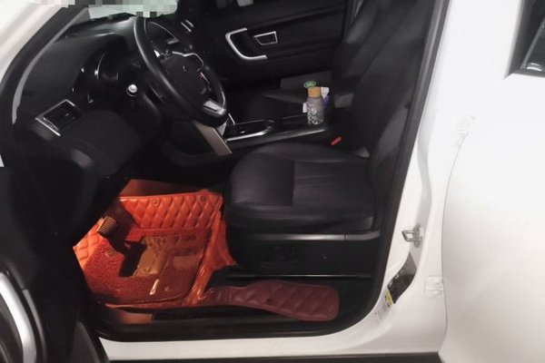 Land Rover Discovery Sport 2019, 106300 км, за 14367 USD - фото 12