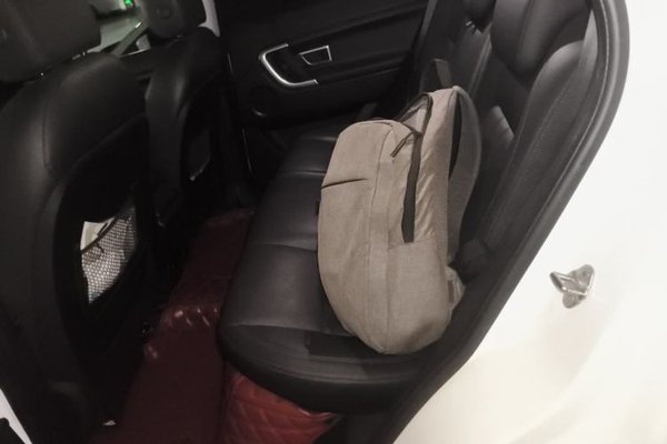 Land Rover Discovery Sport 2019, 106300 км, за 14367 USD - фото 14