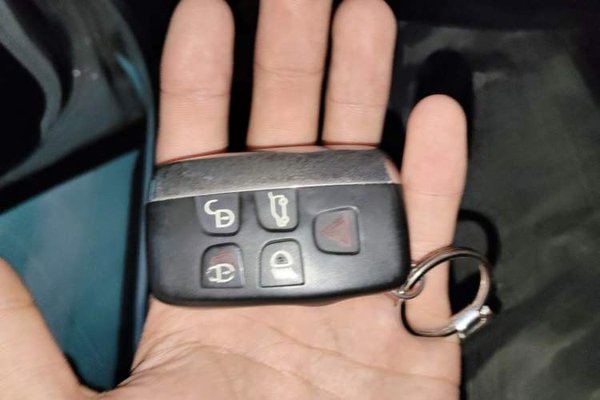 Land Rover Discovery Sport 2019, 64600 км, за 14180 USD - фото 20