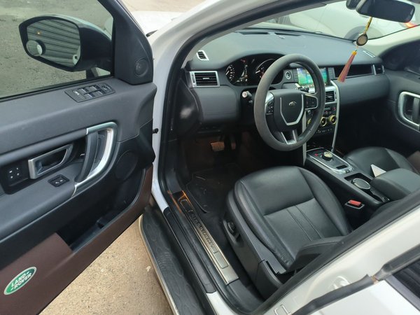 Land Rover Discovery Sport 2019, 88800 км, за 14704 USD - фото 17